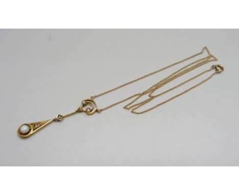 A 9ct gold, opal and pearl necklet, 2.8g 