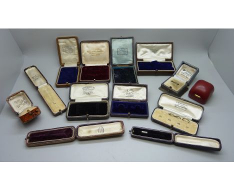 A collection of vintage jewellery boxes 
