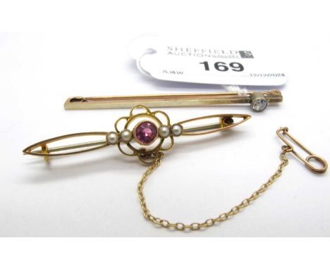 A Vintage Single Stone Diamond Set Bar Brooch, the brilliant cut diamond circular collet set to uniform slim band, stamped "9