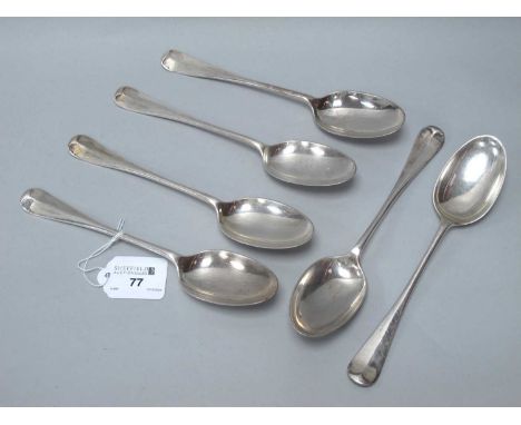 Six Edwardian Hallmarked Silver Rattail Pattern Table Spoons, William Hutton &amp; Sons, London, 1902 (total weight 470grams)