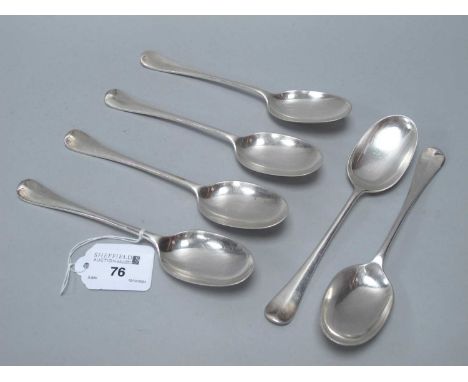 Six Edwardian Hallmarked Silver Rattail Pattern Dessert Spoons, William Hutton &amp; Sons, London, 1902. (Total weight 305gra