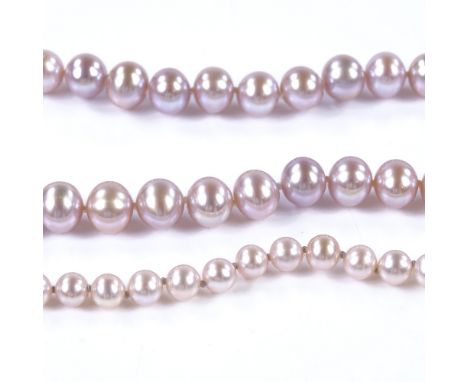 A single-strand Princess pearl necklace, with 18ct white gold clasp, pearl diameter 7.4mm, necklace length 17", 36.6g, togeth