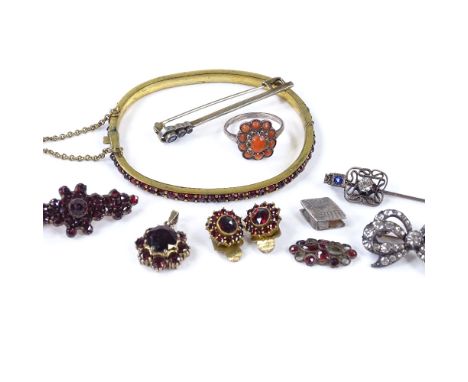 Various Victorian and later jewellery, including garnet bangle, earrings, brooch etc 