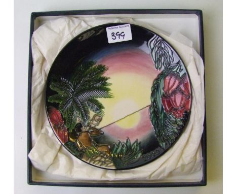 Moorcroft Birth of light plate: dated 2000, boxed. Diameter 22cm 