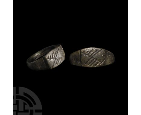 16th-17th century A.D. Rectangular boss with offset hatched design imitating the clasped hands of a classic mane in fede ring