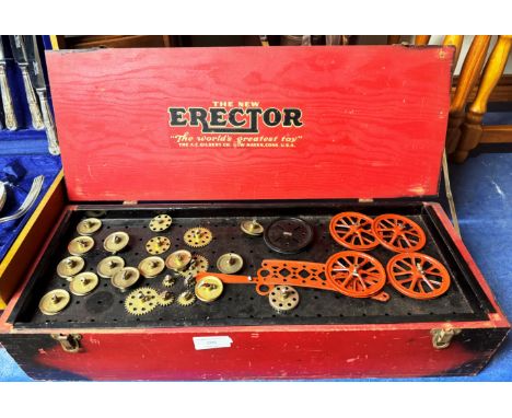 VINTAGE ERECTOR TOY SET     