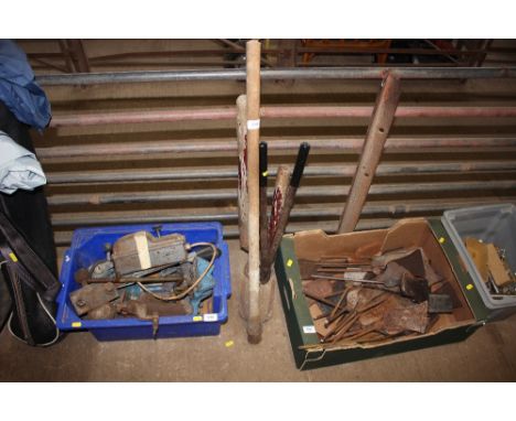 Two pairs of loppers and a fork