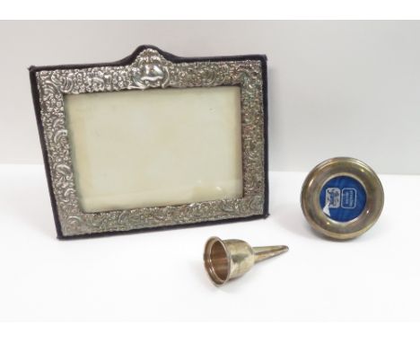 A modern silver photograph frame in the Edwardian style, 17.5 cm by 15 cm high, image area 13.5 cm by 9.5 cm; with a modern s