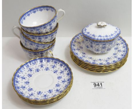 A spode Fleur de Lis pattern part tea service