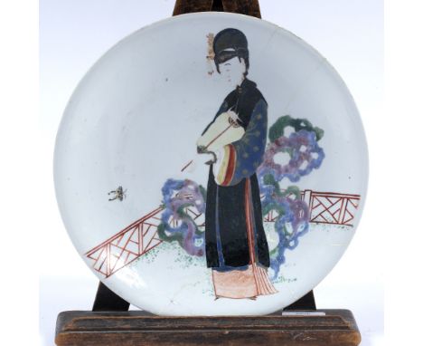 Famille verte saucer dish Chinese, Kangxi, early 18th Century enamelled with a fine lady on a veranda, mark of a precious obj