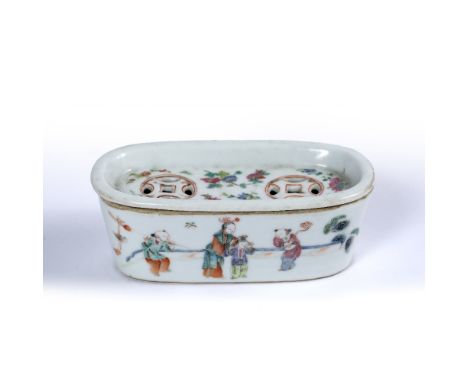 Famille rose decorated box Chinese, 19th Century decorated to the sides depicting children and mothers at play in a garden, t