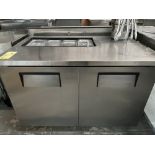 Comptoir de Préparation TRUE mod: TSSU-48-8, 2-portes, Compresseur fait un bruit - service ?