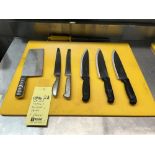 LOT de (6) Couteaux BERTOLDI varies, avec Planche