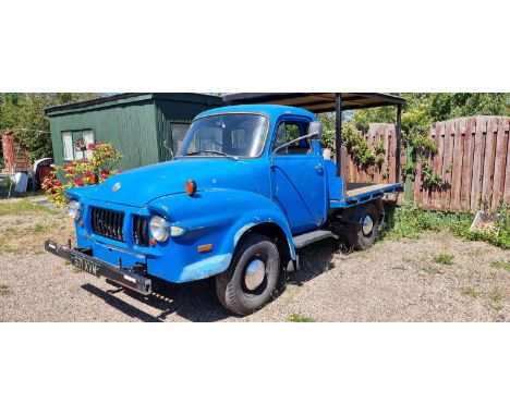 1962 Bedford JO truck, 2561cc. Registration number 571 XVM (non transferrable). Chassis number JOC 62761. Engine number 3794.