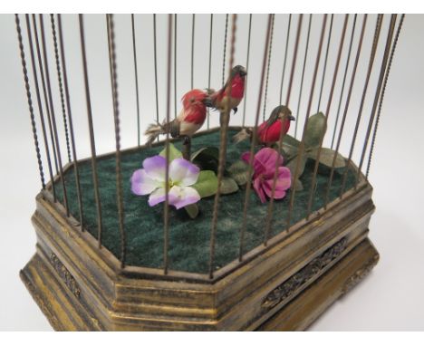 A Three Bird Singing Automaton, c. 38 cm