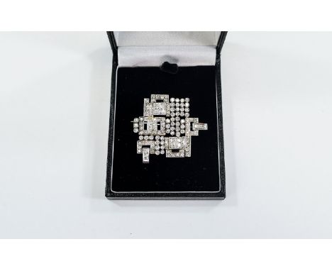 Art Deco 18ct White Gold and Platinum Set Diamond Pendant / Brooch. Est Diamond weight 2.75 - 2.85 cts. 12.1 grams. 1.5 Inche