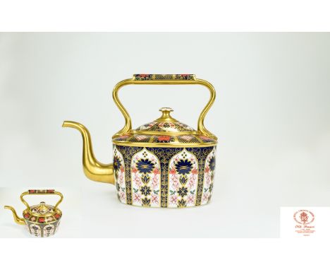 Royal Crown Derby Excellent Quality - Hand Painted S.G.B. Large Old Imari Pattern Lidded Teapot, Finished In 22ct Gold. Patte