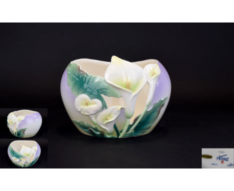 Franz Porcelain Collection 'Calla Lilly' design candle holder with tea light. FZ 00512, mint condition with box