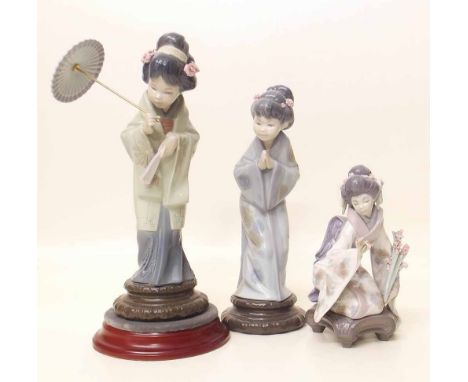 Three Lladro Japanese ladies Condition report: see terms and conditions