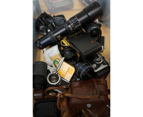 Unsorted box of vintage cameras to include Pentax & others 