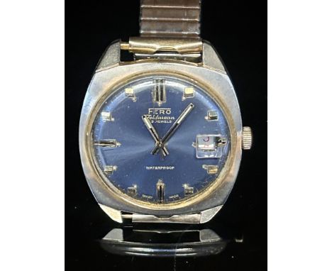 ﻿﻿A vintage Fero Feldmann watch currently ticking 