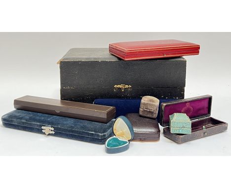 A group of antique and vintage jewellery boxes including a silk and velvet lined R &amp; W Sorley of Glasgow jewellery box (h