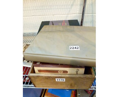 FIRST DAY COVERS. Approximately 300 First Day Covers