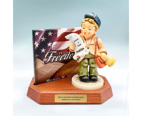 Includes hand painted boy with bell and declaration. Part of the Ambassadors of Freedom collection, Limited Edition 567 of 3,