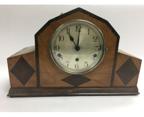 An Art Deco design mantel clock.