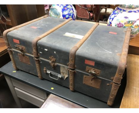 A vintage travelling trunk.