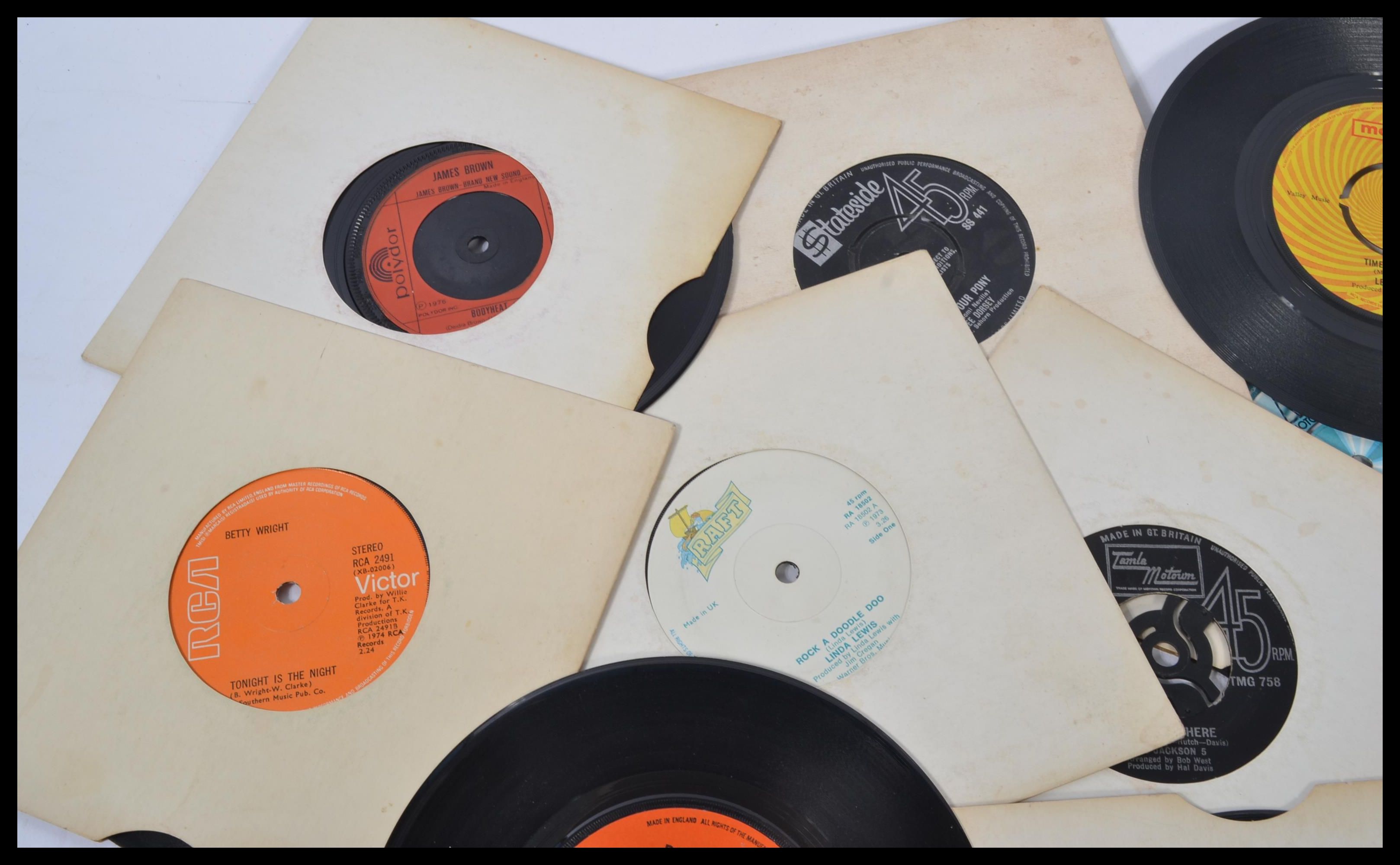 vinyl records a collection of vinyl 7 45rpm records
