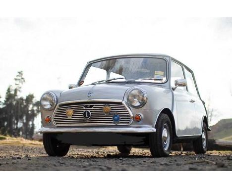 Registration No: SJW 842S Chassis No: XL2S1N420542A MOT: ExemptFirst prize in a competition to celebrate HM Queen Elizabeth I