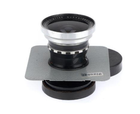 black/chrome, serial number 6885260, barrel F-G, filter ring slightly compressed, optics VG, shutter working, mounted in a Pl
