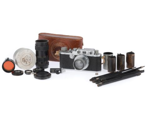 silver, serial number 326722, body G, usage marks to top and bottom plate, shutter working, rangefinder patch moving, with f/
