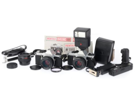 comprising serial number 2159501, body VG, shutter not firing, viewfinder display LEDs illuminate, with a Pentax-M f/1.7 50mm