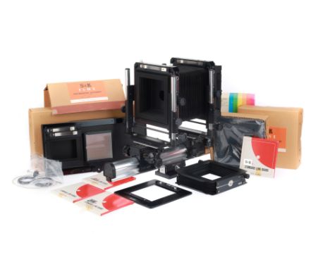 black, body VG, with rear finder, focusing screen, bellows appear VG, controls operate well, appears very lightly used, with 