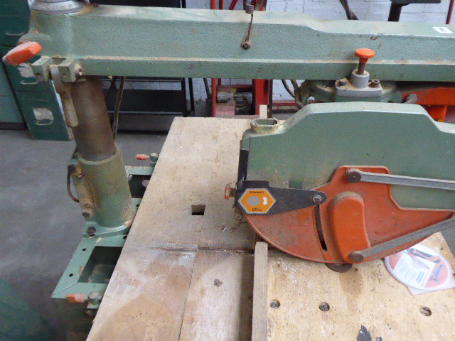 DeWalt radial arm saw on bench 240v (fail safety test)