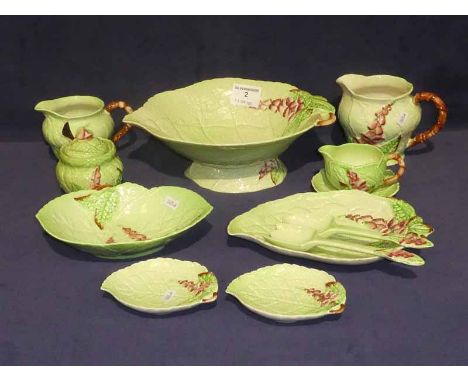 Twelve items of Carltonware Australian design tableware in the Digitalis pattern 
