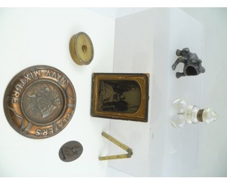 AN EMBOSSED "PLAYERS NAVY MIXTURE" METAL ASHTRAY, 13.5cm diameter, a VICTORIAN HORN SNUFF BOX, a "RABONE" FOLDING RULER, a gl