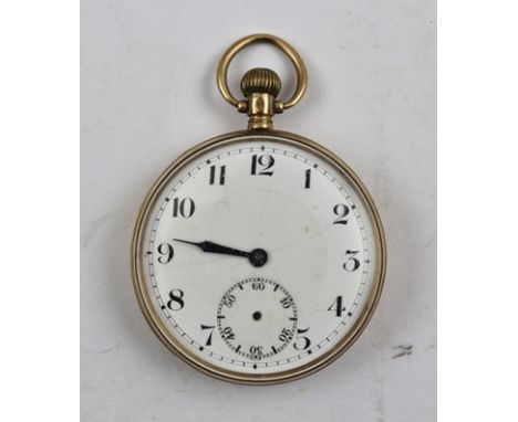 A 9CT GOLD CASED GENTLEMAN'S POCKET WATCH having white enamel dial with Arabic numerals 