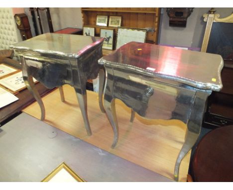 A PAIR OF MODERN SILVER LAMP TABLES WITH A DRAWER H 73 W 60 CM (2)