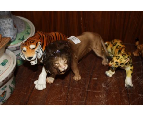 THREE CERAMIC BIG CAT FIGURES TO INCLUDE A MELBA WARE LION 