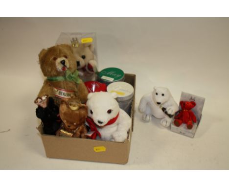 A BOX OF COLLECTABLE MINIATURE BEARS ETC TO INC VINTAGE BERLIN BEARS