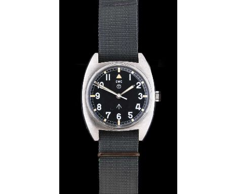 CWC: A British Military Centre Seconds Wristwatch, signed CWC, issued in 1979, manual wound lever movement, black dial with l