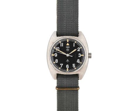 CWC: A British Military Centre Seconds Wristwatch, signed CWC, issued in 1976, manual wound lever movement, black dial with l