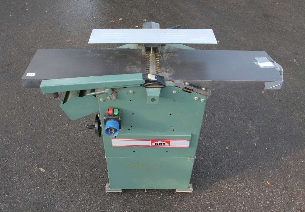A little used KITTY 10" planer/thicknesser 240V