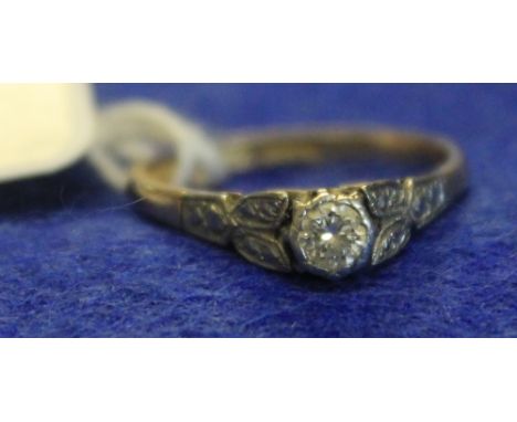 18ct gold diamond solitaire ring. CONDITION REPORT: 2.7 grams