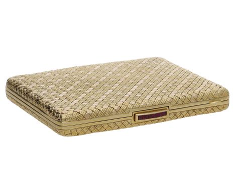 A mid 20th century compact, of rectangular form with rounded corners and of bicolour basket weave design, with a calibré-cut 