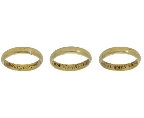 A gold posy ring, 18th century, the D-shaped hoop inscribed to the interior in italics ‘Forget not he who loveth thee’, diame