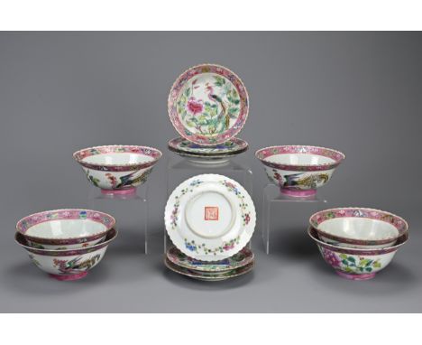 SET OF TWELVE STRAITS CHINESE NYONYA FAMILLE ROSE PORCELAIN BOWLS AND DISHES, 19/20TH CENTURY. Lobed bowls and dishes decorat